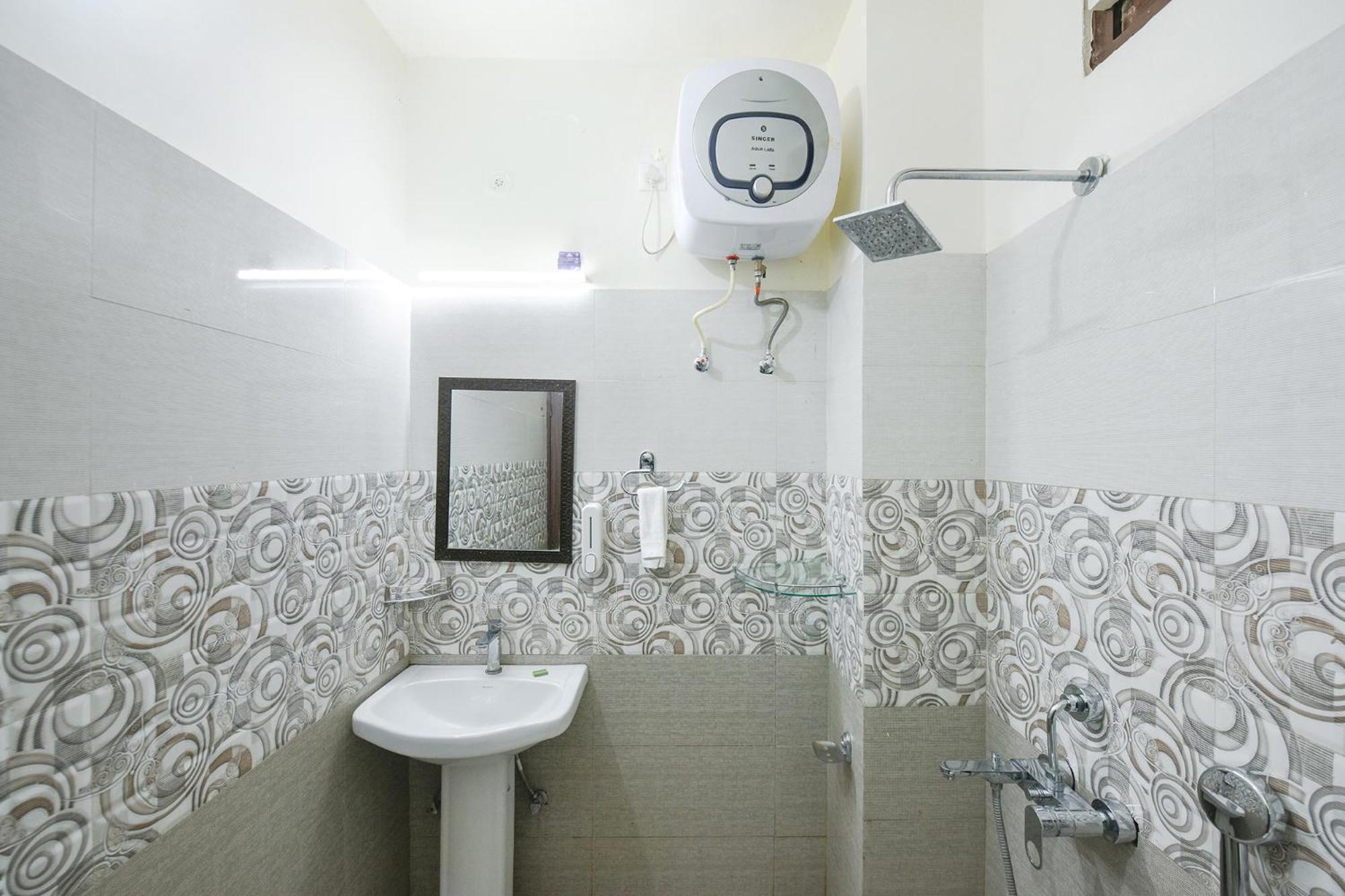 Fabhotel Kempty Lake Resort Mussoorie Exterior foto